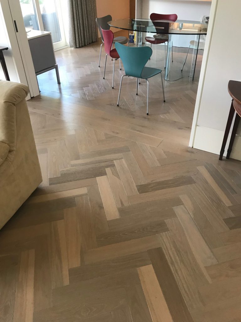 pietra-wood-floorherringbonefloorpietra-wood-floorsmokedpietra-wood-floorprimefloor